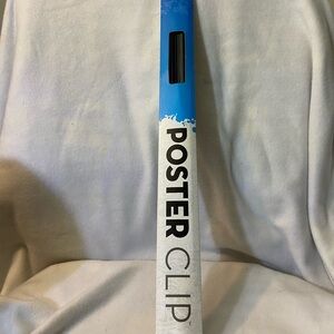 🍀 3/$15 Poster Clip 24” for Hanging and Preserving Posters